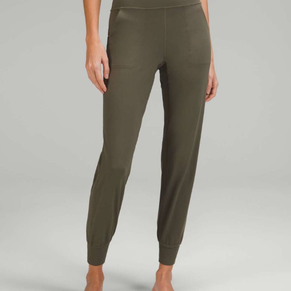 Lululemon Align Joggers in Army Green